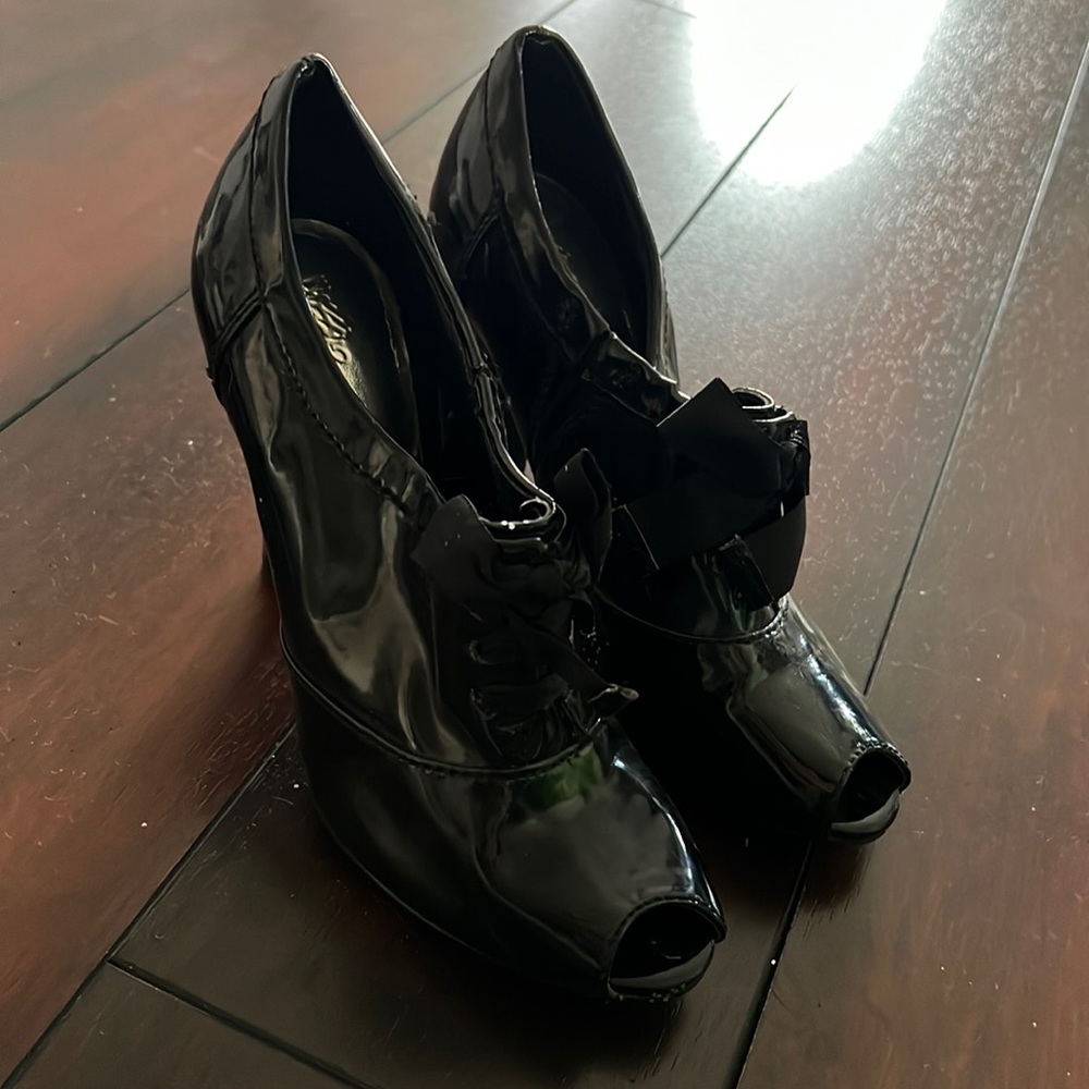 patent leather peep toe booties